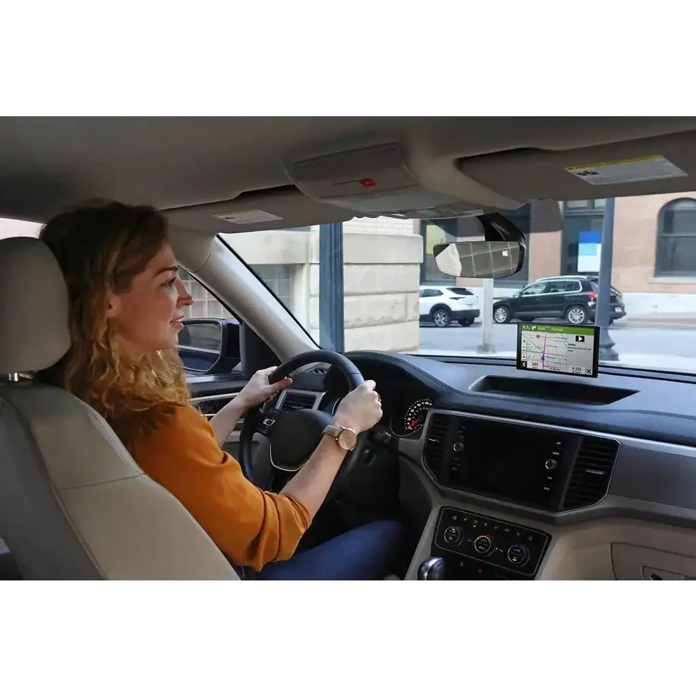 Garmin DriveSmart 66,GPS Sat Nav, 6" Display, Map Updates for UK, Ire and Full Europe, Live Traffic via app, Bluetooth Hands-Free Calling,Voice Commands/Smart Features