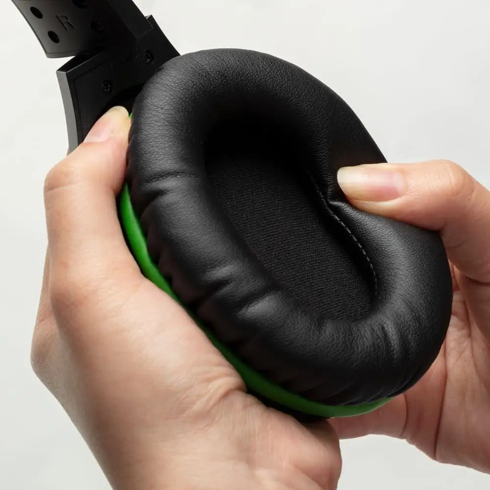 HyperX CloudX Stinger - Official Licensed for Xbox Gaming Headset, Lightweight, Rotating Ear Cups, Memory Foam, Comfort, Swivel-to-Mute Noise-Cancellation Microphone
