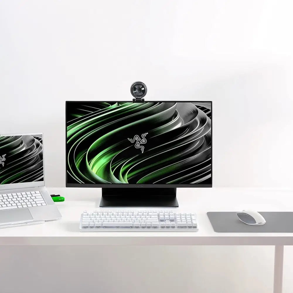 * **Razer Kiyo Pro Streaming Camera**