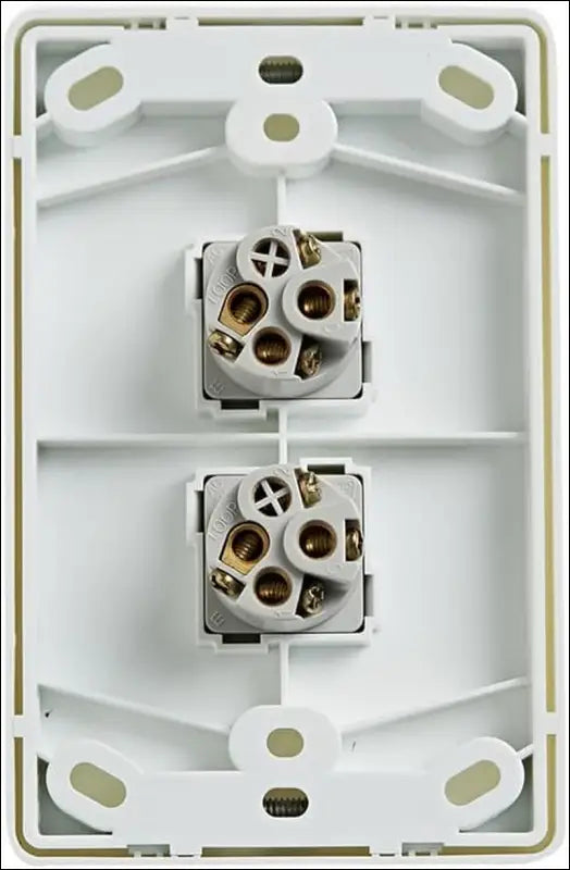 4C Classic Vertical 2 Gang Switch 250V 16AX - Pack of 10 with 10 Complimentary C-Clips