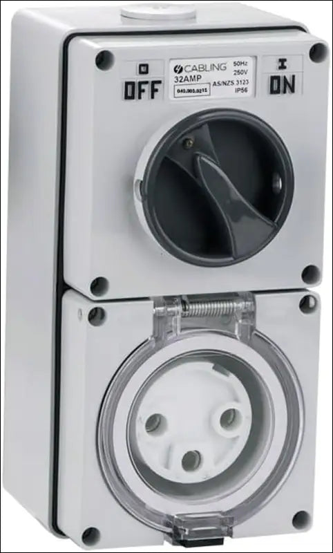 4C | Combination Switched Socket 3 round Pin IP66 250V 32A