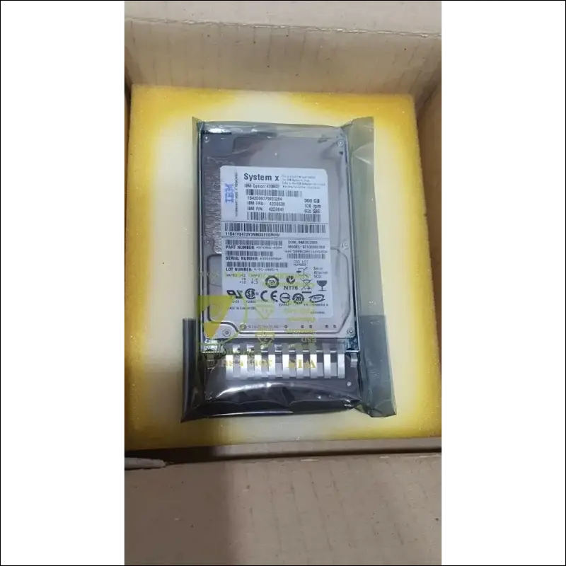 IBM 42D0613 System X 300GB 10K SAS 2.5" HDD Hard Disk Drive Server Pc NEW