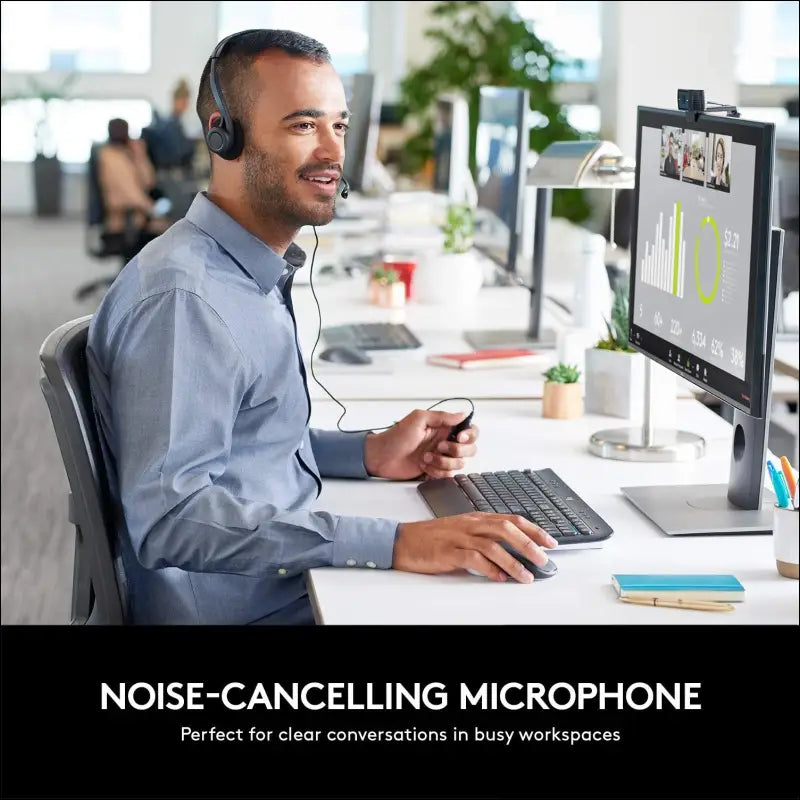 Logitech 960 Wired Headset, Stereo Headphones with Noise-Cancelling Microphone, USB, Lightweight, in-Line Controls, PC/Mac/Laptop - Black, Pack of 1