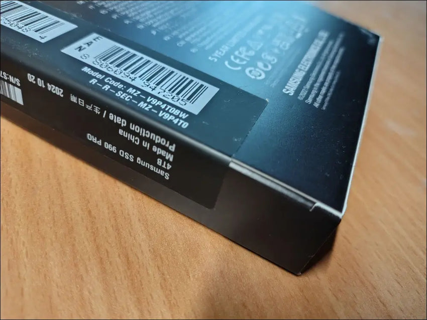 New & Sealed - Samsung 990 PRO 4TB NVMe M.2 SSD Solid State Drive [MZ-V9P4T0BW]