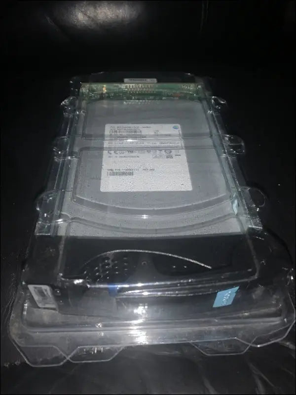 Samsung EMC MZ3S9200XACP-000C3 200GB 3.5" SAS SSD HDD - With Tray & Brand New!