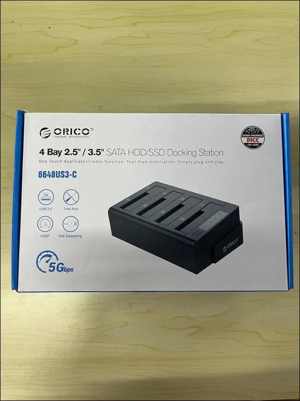 USB 3.0 to SATA offline clone hard drive docking station, 4 slot hard drive enclosure for 2.5 and 3.5 inch SATA HDD/SSD up to 4 x 16 TB with 12 V 6.5 A power supply